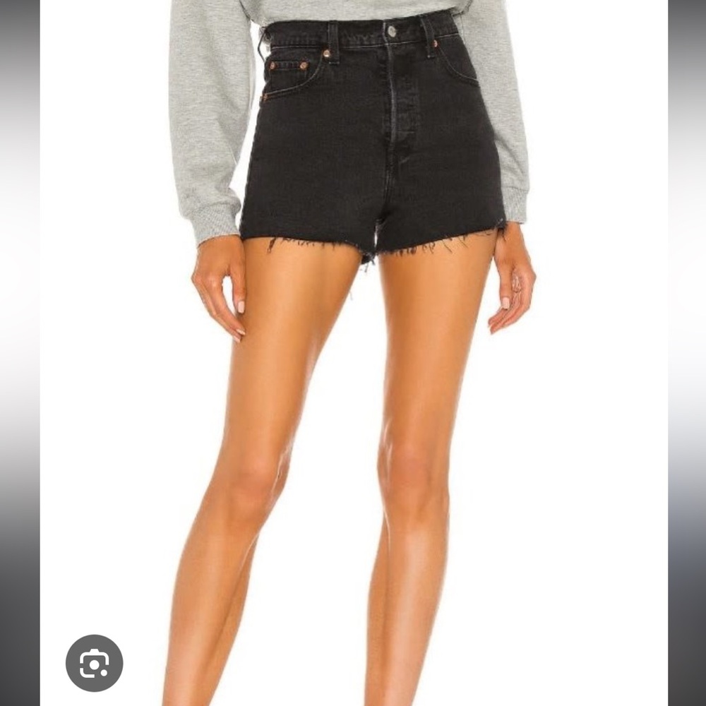 Levi's Black Ribcage Shorts
